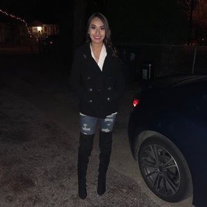 Meet your Posher, Melissa